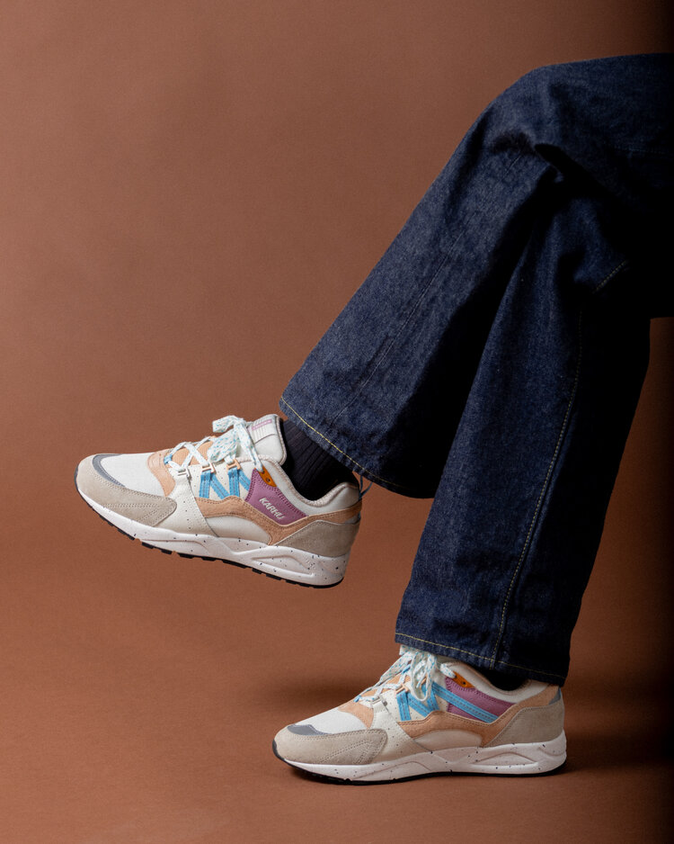 Karhu Fusion 2.0 'Silver Lining / Milky Blue'