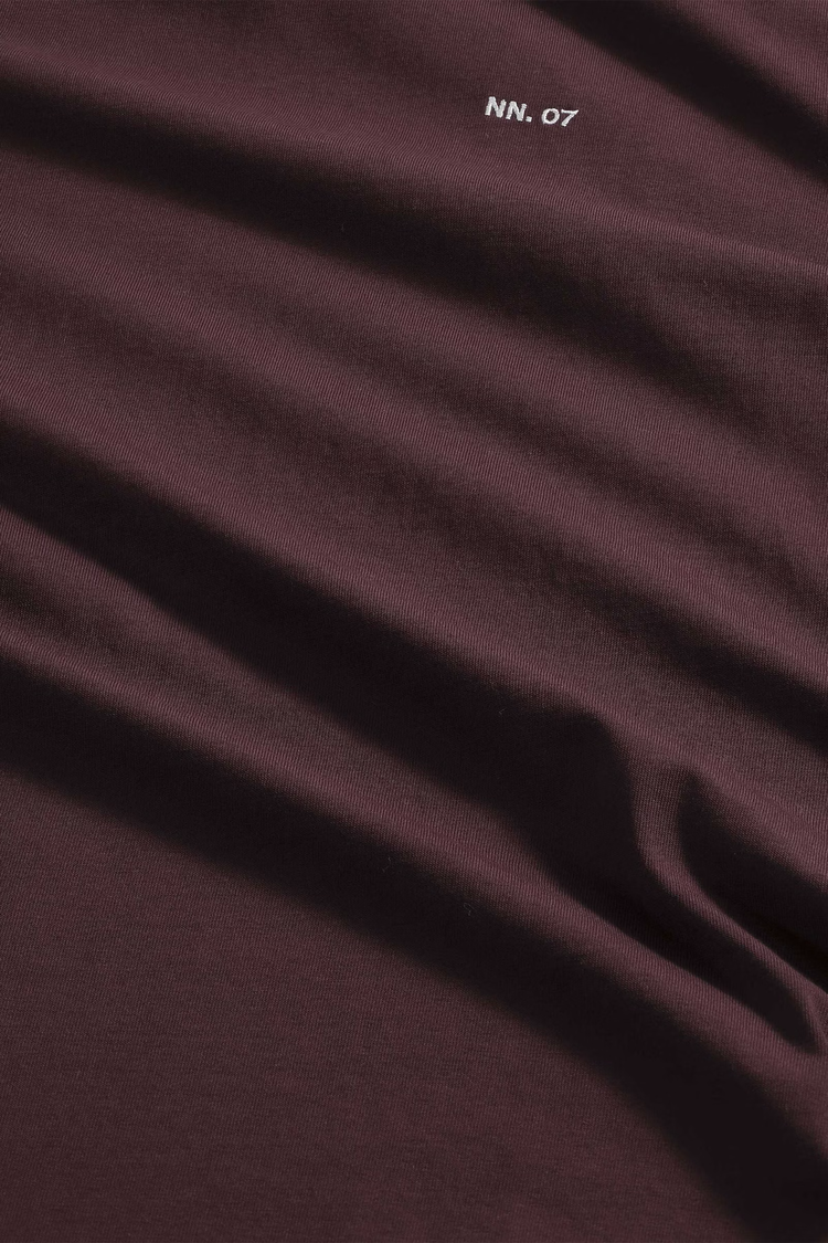 No Nationality 07 Adam EMB T-shirt 3209 'Wine Red'