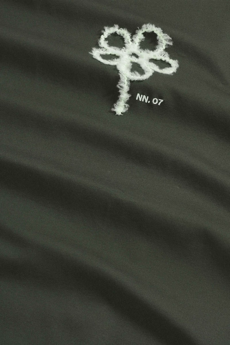 No Nationality 07 Pedro EMB SS T-shirt 3525 'Dark Army'