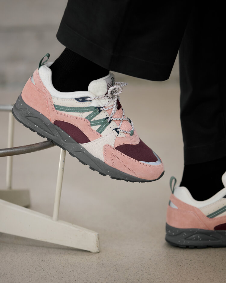 Karhu Fusion 2.0 'Cameo Rose / Iceberg'