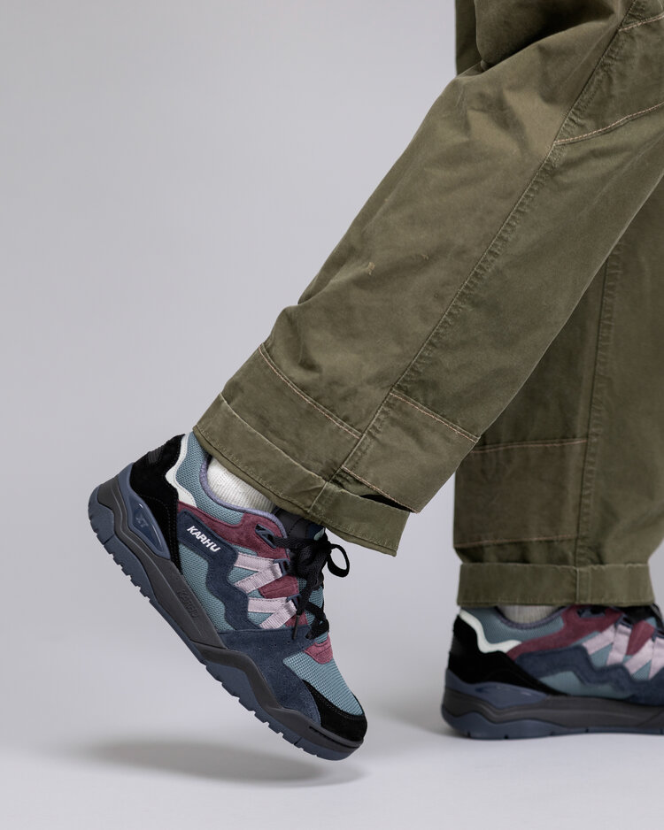 Karhu Fusion XT 'Jet Black / Gull'