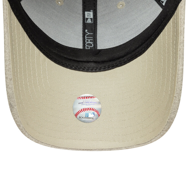 New Era New York Yankees 9FORTY Melton Wool 'Stone'