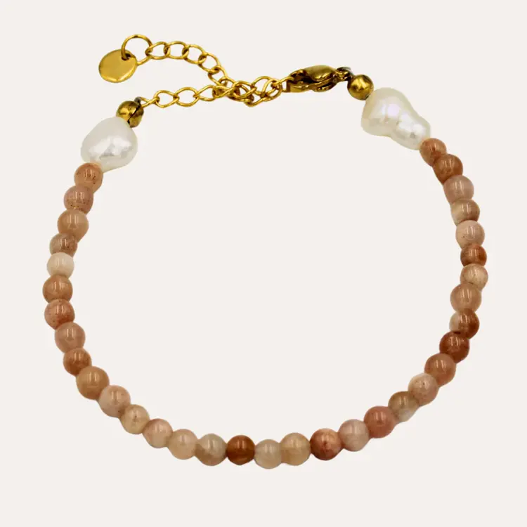 Monochromatic Moonstone Gold Bracelet