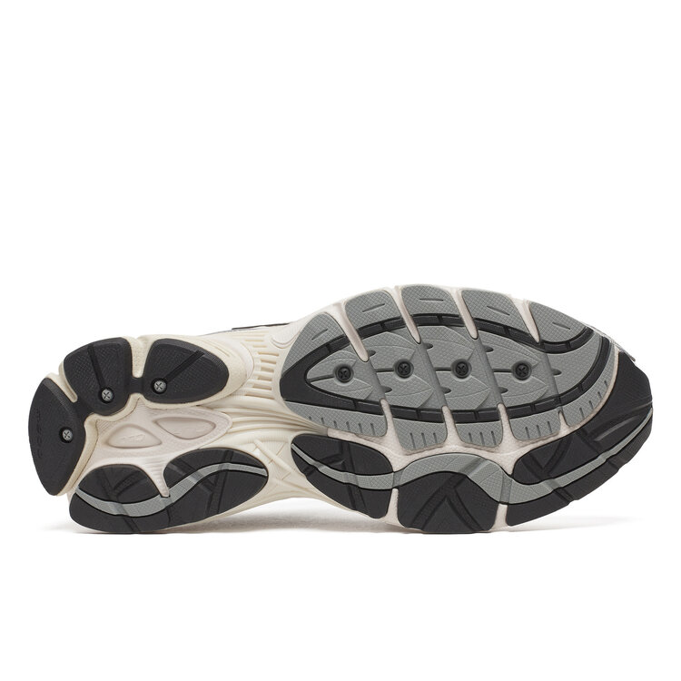 Saucony Progrid Omni 9 'White / Silver'