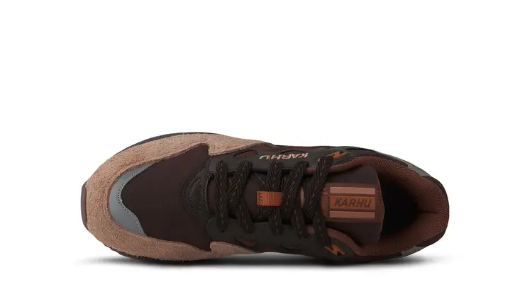 Karhu Legacy 96 'Cork / Cappuccino'