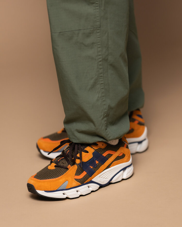 Karhu Super Fulcrum 'Nugget / Navy Peony'