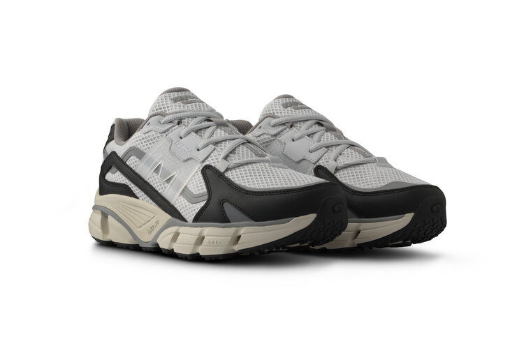 Karhu Super Fulcrum 'Jet Black / Dawn Blue'