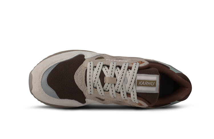 Karhu Legacy 96 'White Sand / Beech'