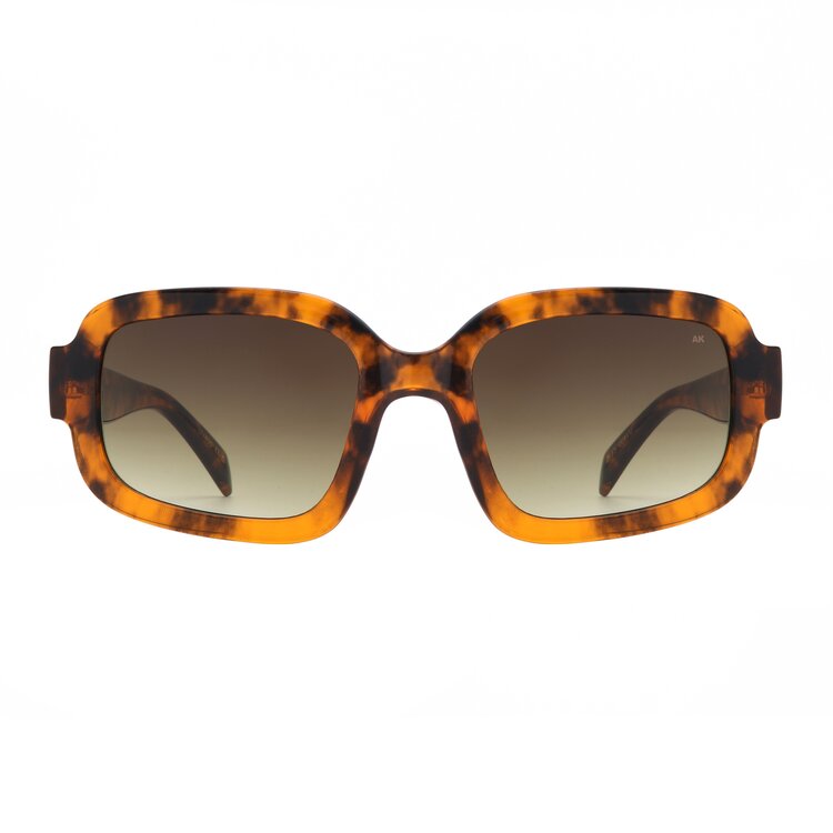 A.Kjaerbede Pluto 'Havana'