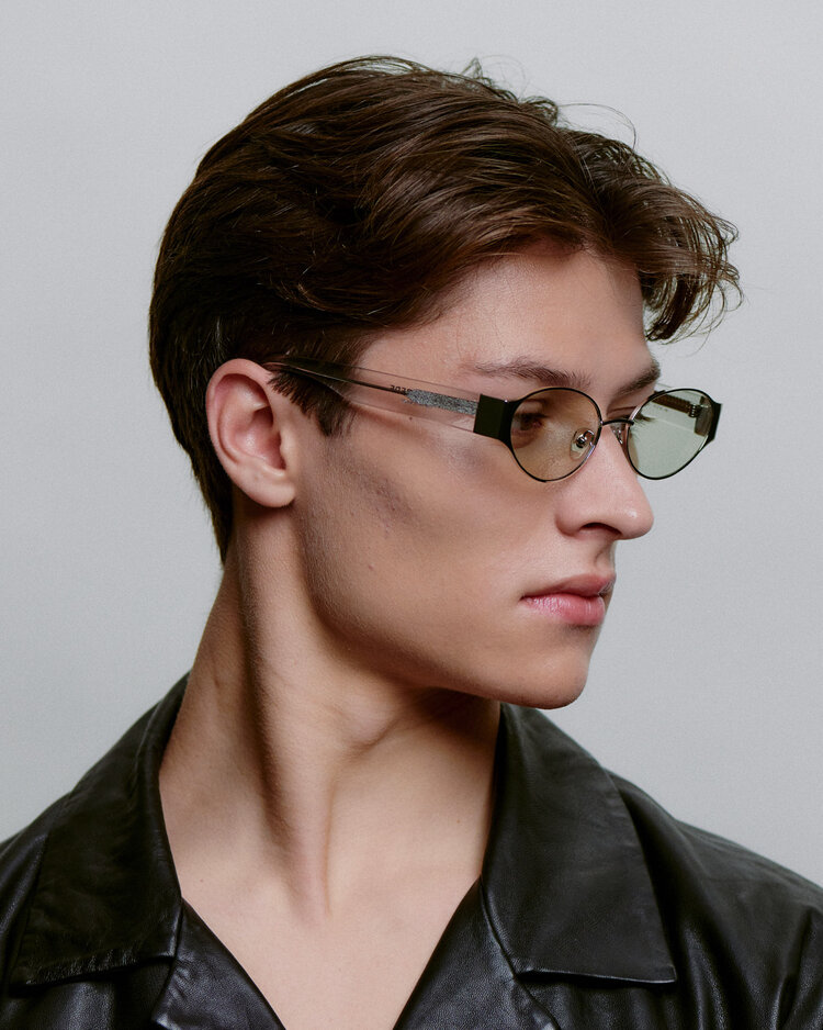 A.Kjaerbede Bella 'Silver Crystal'