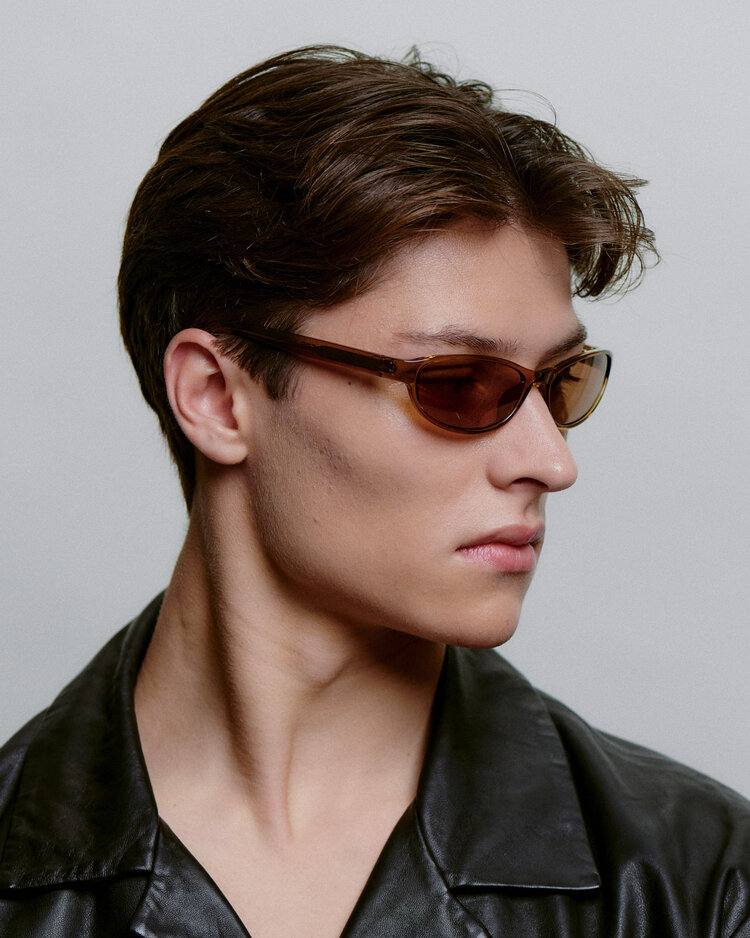 A.Kjaerbede Alexa 'Smoke Transparent'