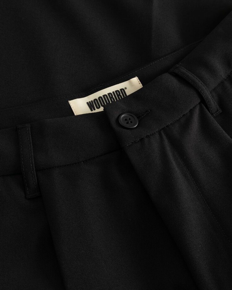 Woodbird Bin Guan Shorts 'Black'