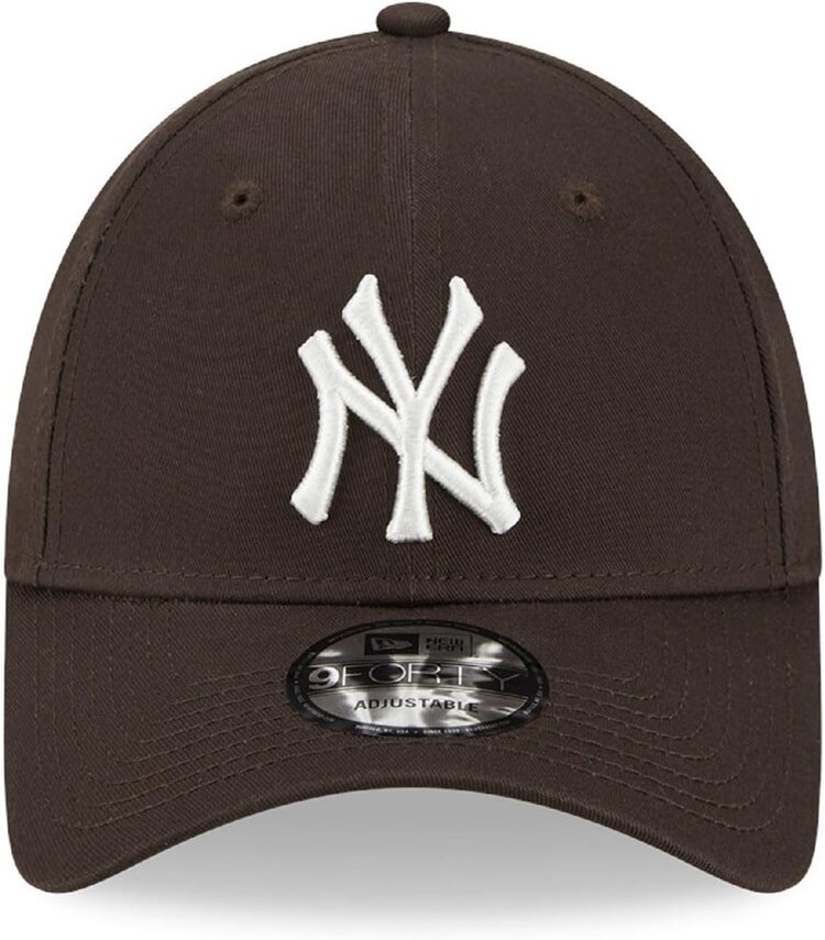 New Era New York Yankees League Essential 9Forty 'Brown'