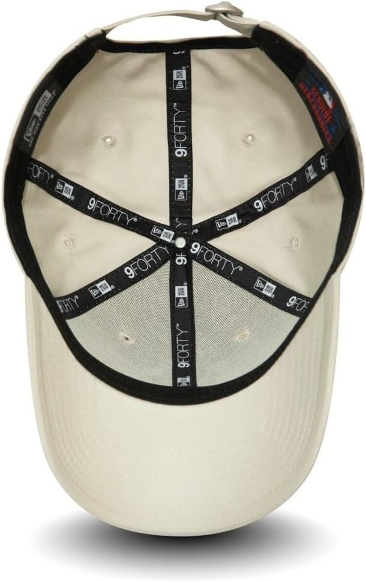 New Era New York Yankees League Essential 9FORTY Adjustable Cap 'Stone White / Black'