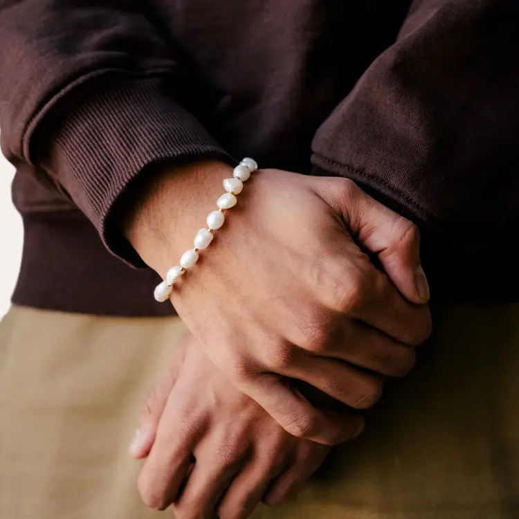 Monochromatic Pearl Detailed Gold Pearl Bracelet 'Cream'