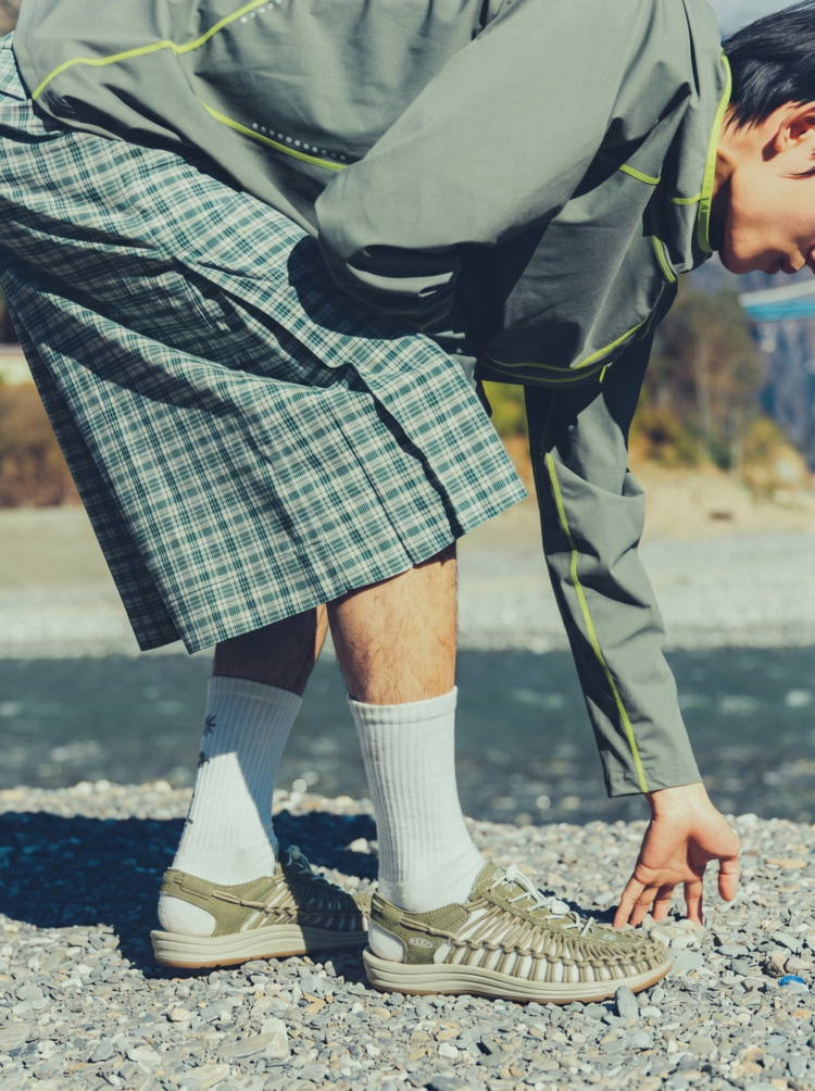 Keen Uneek  M Canvas 'Martini Olive / Birch'