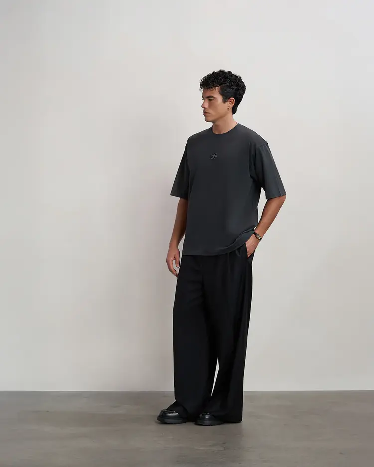 Filling Pieces T-Shirt Boxy Embroidered 'Vintage Black'