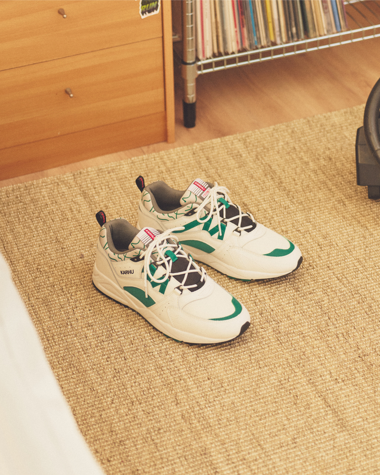 Karhu Fusion 2.0 OG 'White / Ultramarine Green'