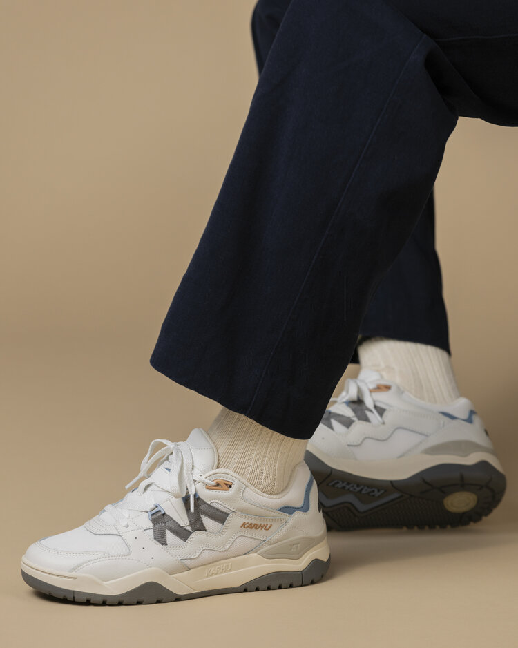 Karhu Fusion XT 'Blanc de Blanc / Hematite'