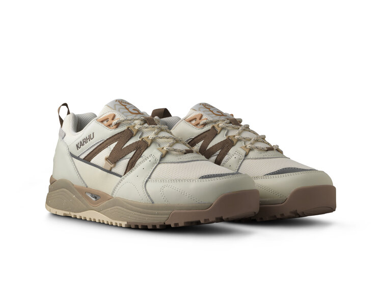 Karhu Fusion XC 'Lily White / Pine Bark'