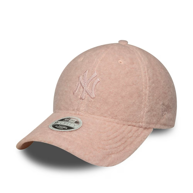 New Era New York Yankees Winter Borg 9Forty 'Pink'