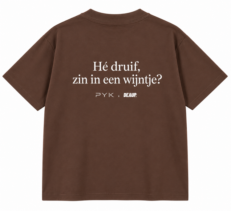 DEAUP T-shirt 'Bruin' He Druifje Pyk x DEAUP