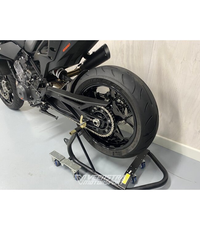 KTM 890 DUKE L (bj 2021) - VERKOCHT