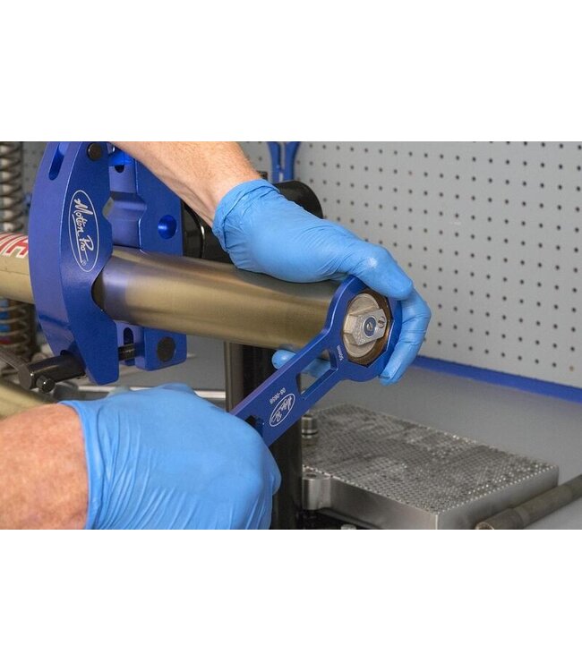 MOTION PRO VORKSLEUTEL Ø46/50mm 8-KANTIG MET STAAFHOUDER