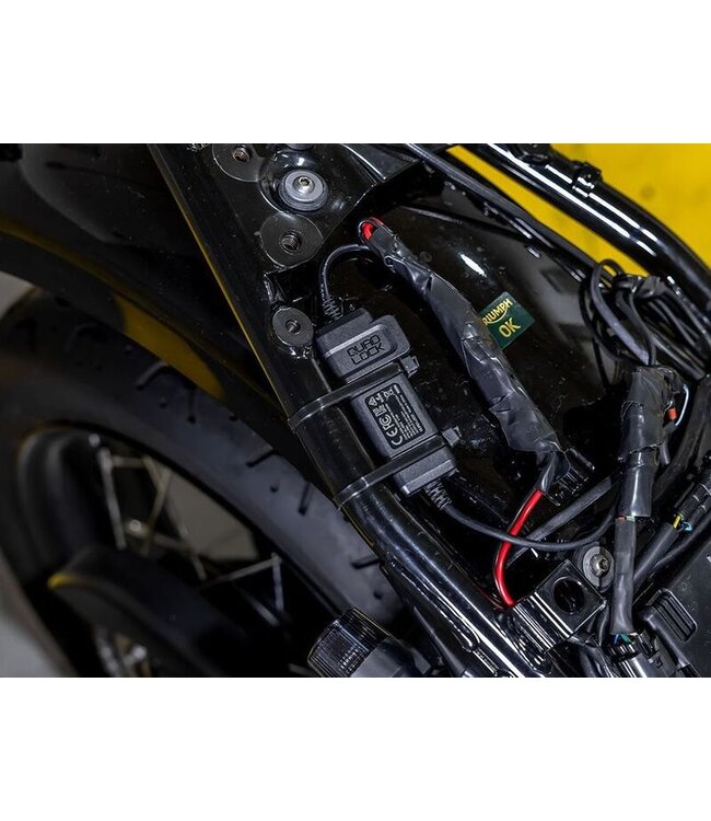 QUAD LOCK QUAD LOCK Waterproof 12V To USB Smart Adaptor