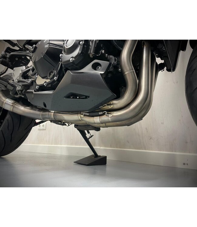 Kawaski Z 900 bj 2020 (Akrapovic) - VERKOCHT