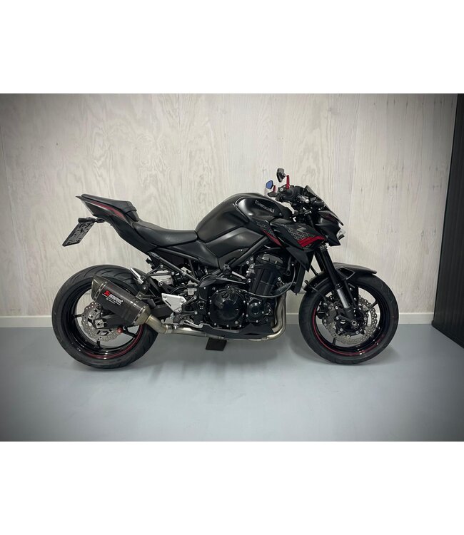 Kawaski Z 900 bj 2020 (Akrapovic) - VERKOCHT