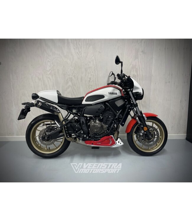yamaha YAMAHA XSR 700 ABS (2022) AKRAPOVIC VERKOCHT