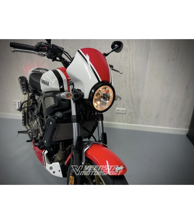 yamaha YAMAHA XSR 700 ABS (2022) AKRAPOVIC