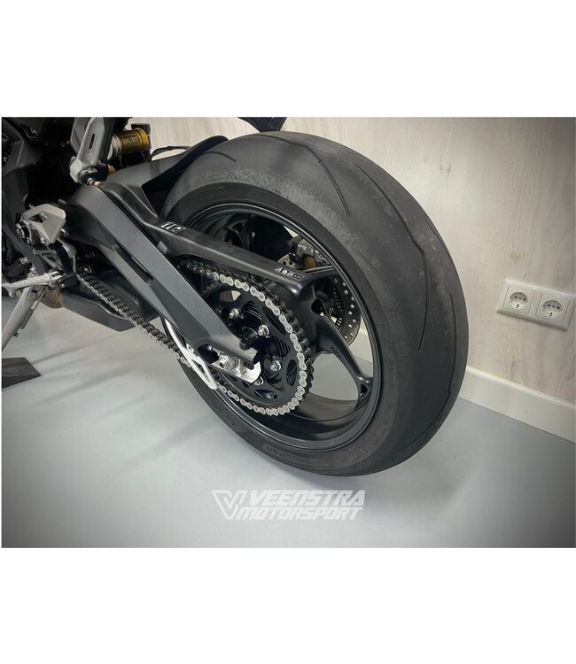 Triumph TRIUMPH STREET TRIPLE RS (bj 2023) Fabrieks Garantie