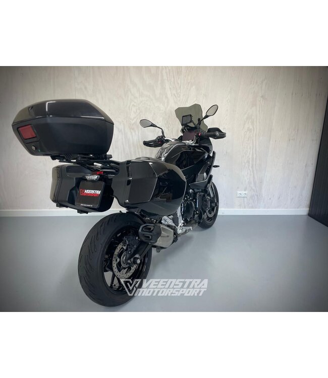 bmw BMW F 900 XR (bj 2022) Triple black Full option