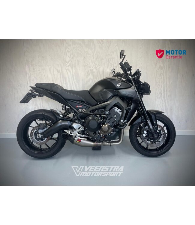 Yamaha YAMAHA MT 09 (bj 2018) AKRAPOVIC