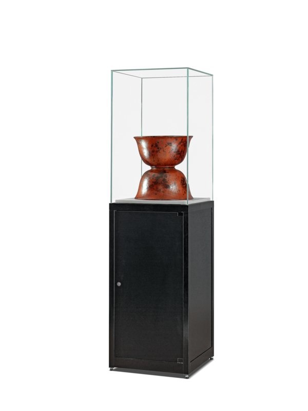Pedestal showcase SV1 500 black with high glass top and storage