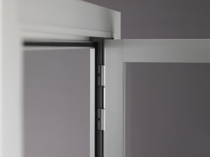 Dustproof display case V8 500 silver with LED toplight
