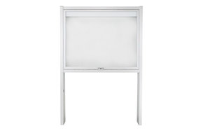 Schaukast 1553 8xA4 DIN A1 silber eloxiert mit Standbeinen