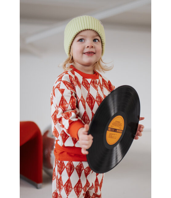 The New Chapter Unisex Sweater Bowe