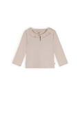 NONO Petite Maison Kaya t-shirt met lange mouwen en ruches bij de hals NONO Petite Maison Kaya t-shirt met lange mouwen en ruches bij de hals
