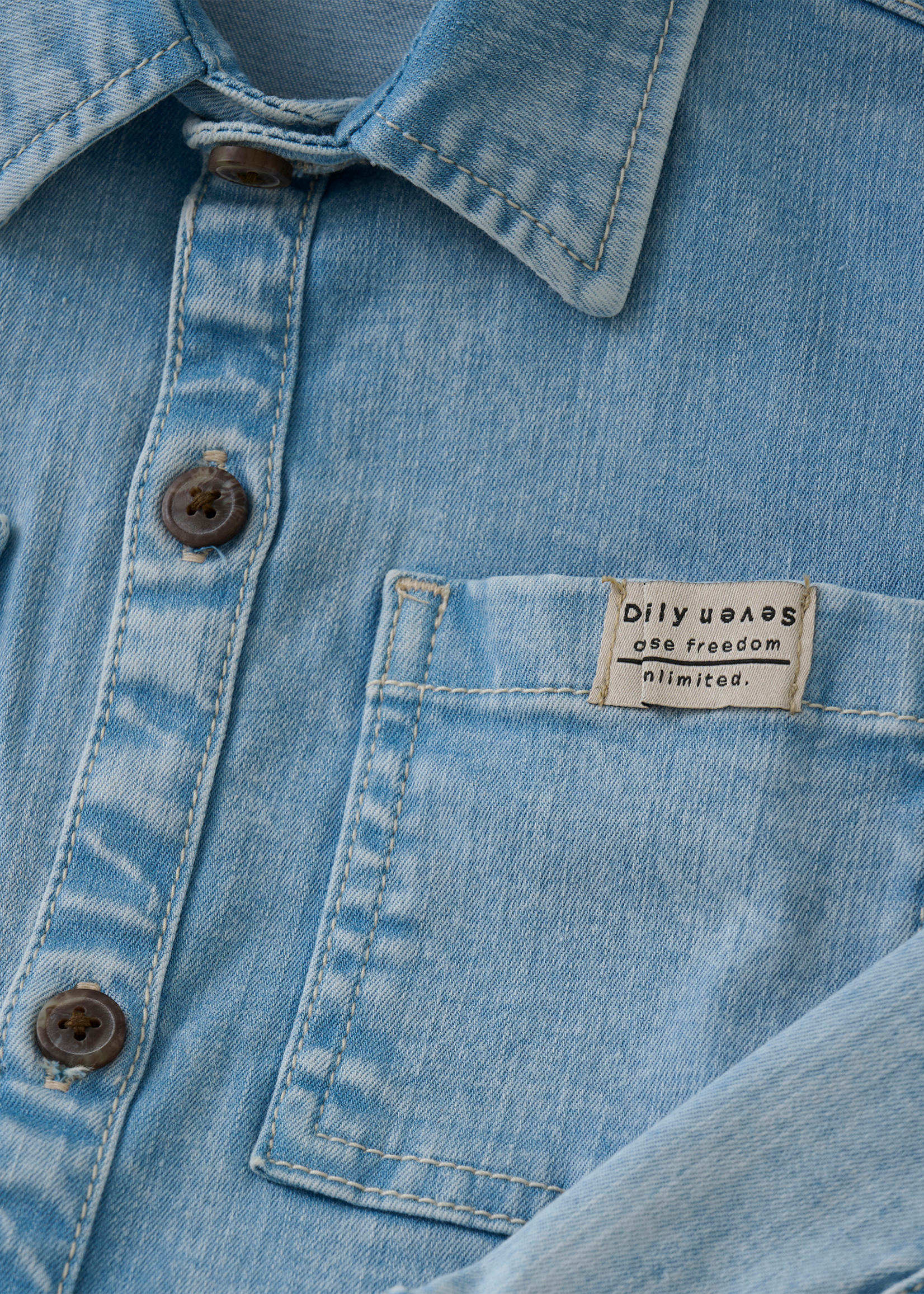 Daily 7 Denim Shirt Backprint | Denim
