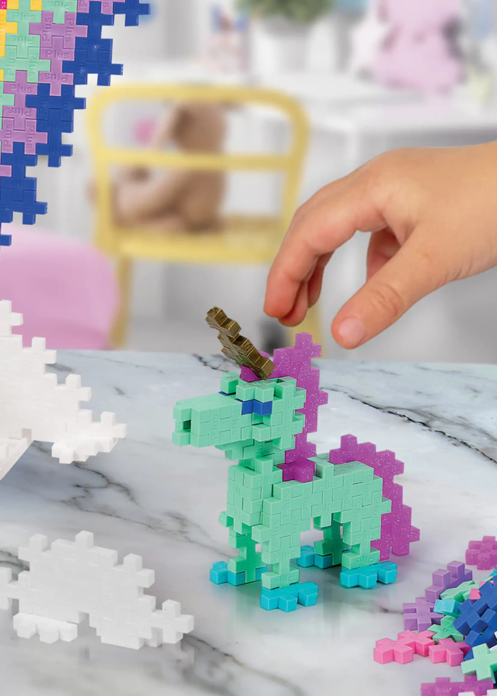 Plus-Plus Learn to Build M | Unicorn