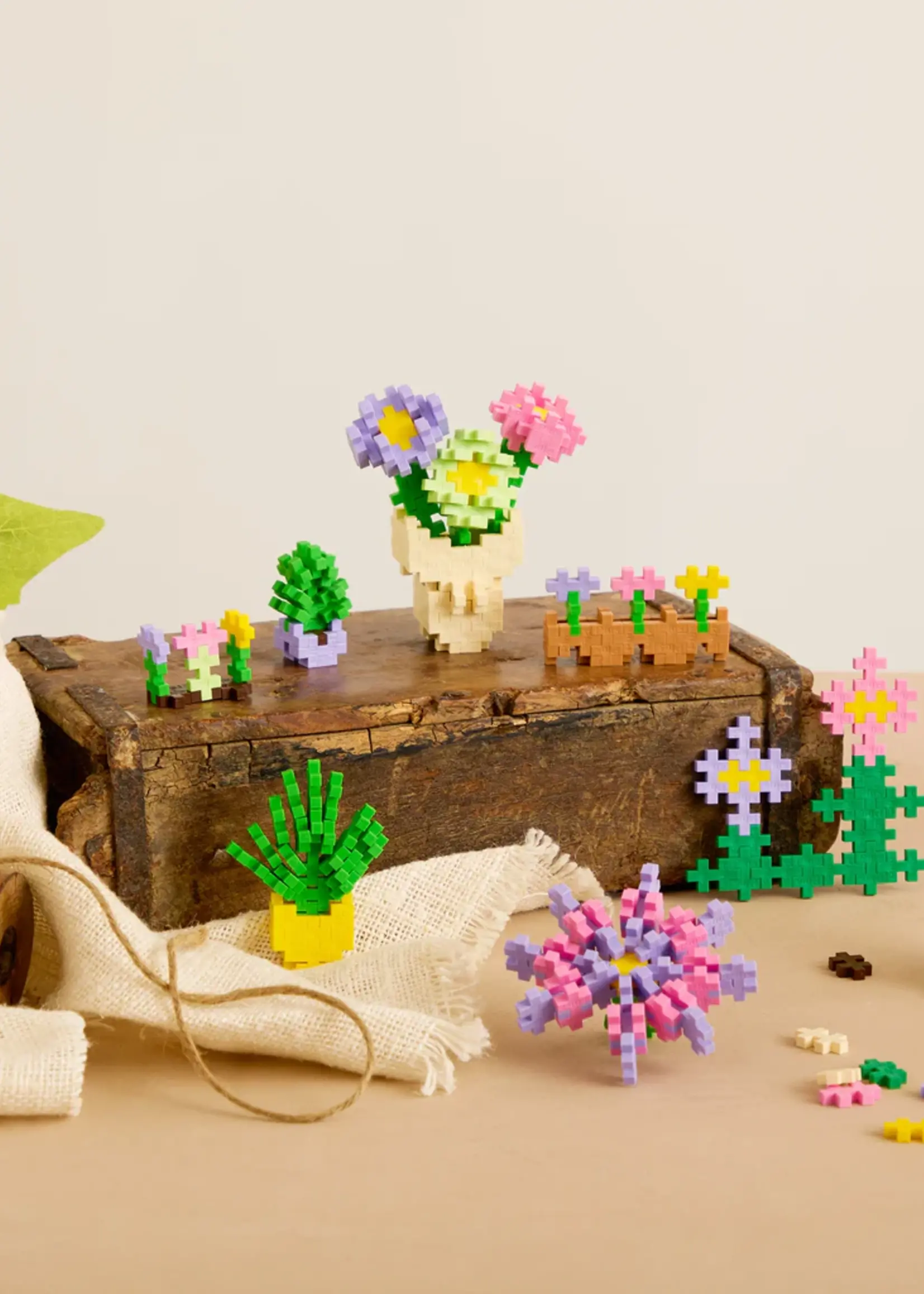 Plus-Plus Learn To Build L | Flower Shop
