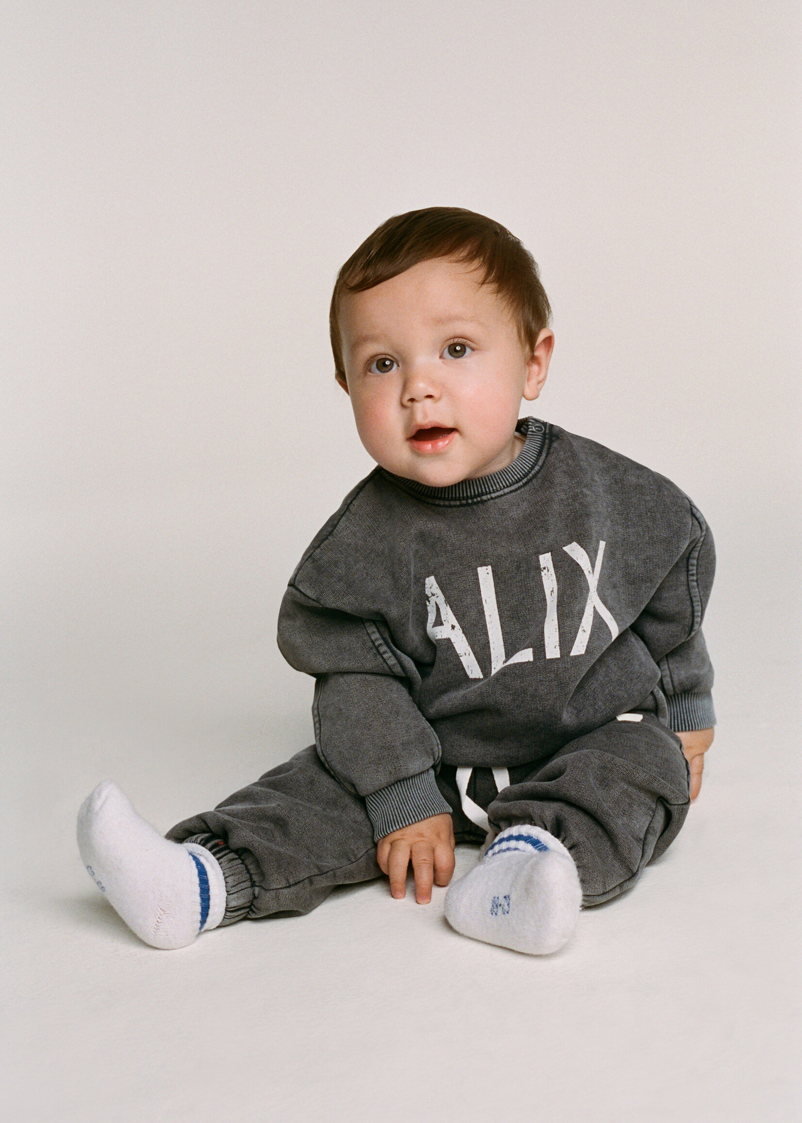 Alix Mini baby knitted bull logo pants