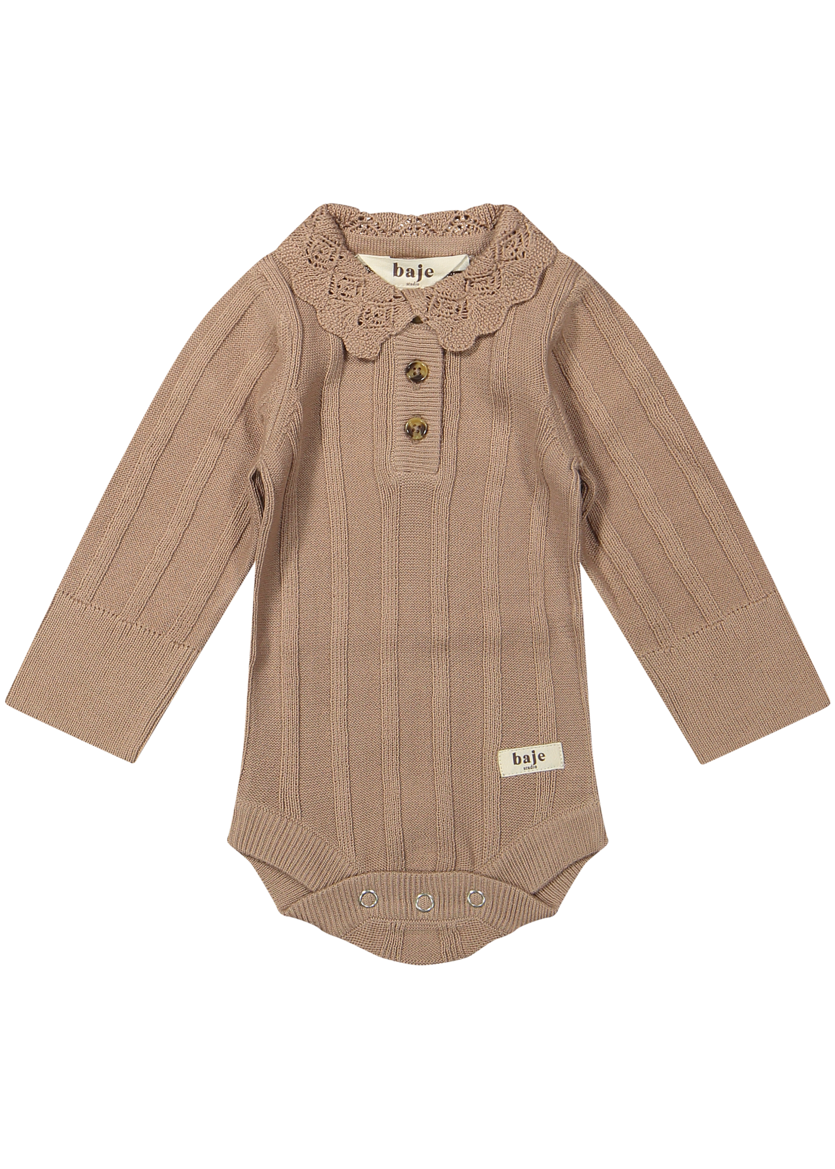 Baje Studio Avusy Peach Almond