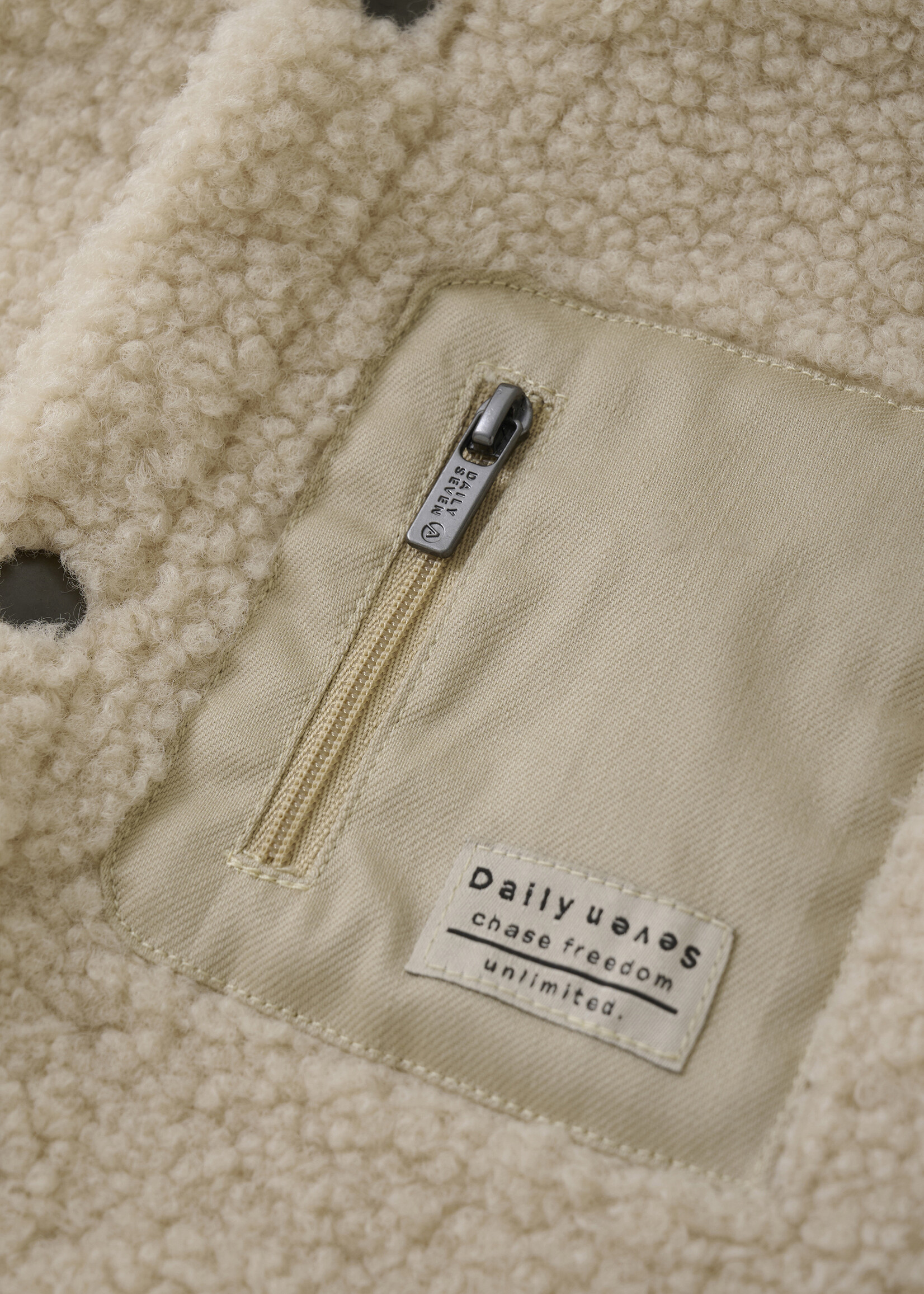Daily 7 Bodywarmer Teddy | Sand