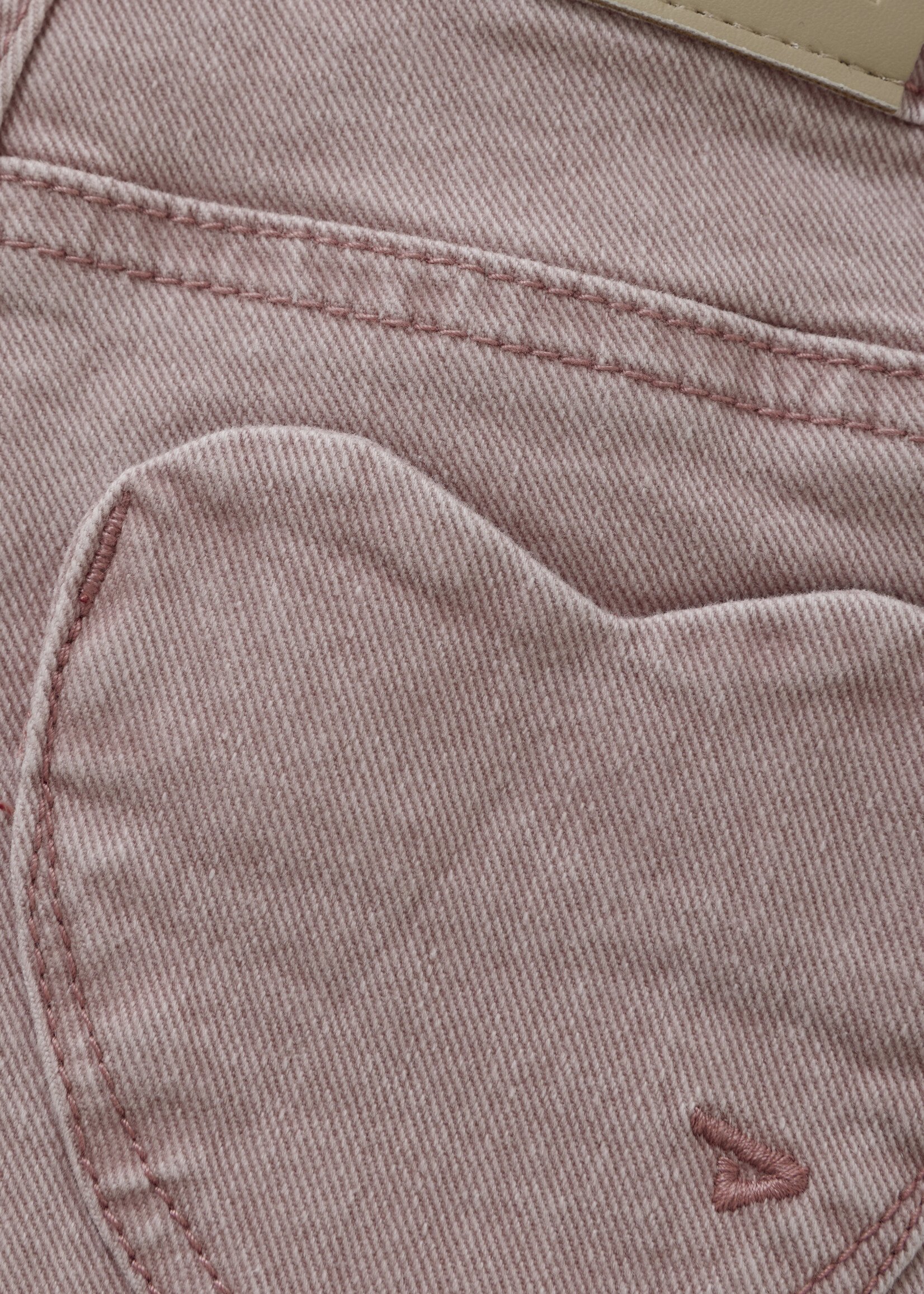 Daily 7 2500 Mom Fit Heart Pocket | Pink