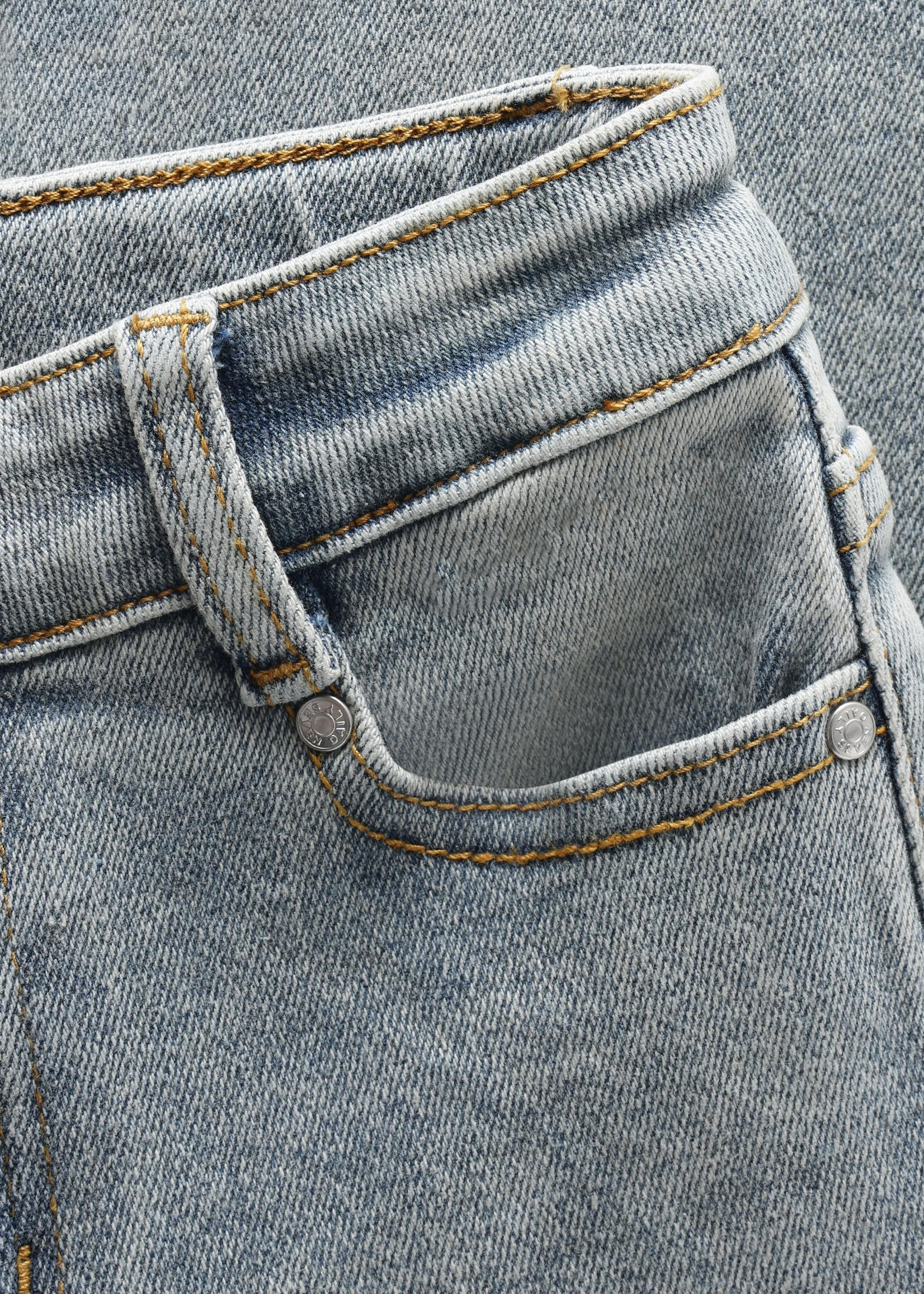 Daily 7 Denim Relaxed Fit Used Medium Denim