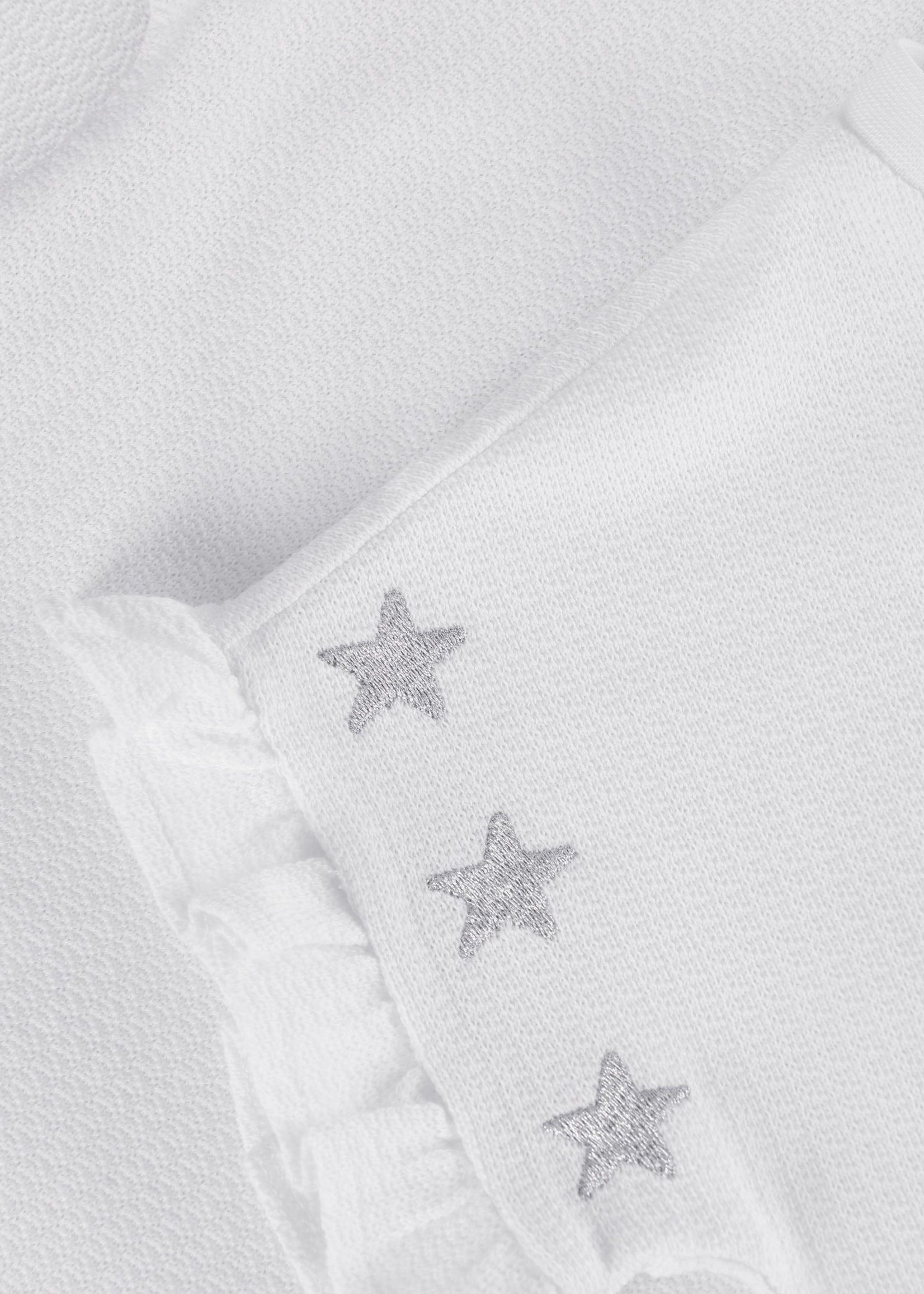 Daily 7 T-shirt Embroidery Sleeve Egret